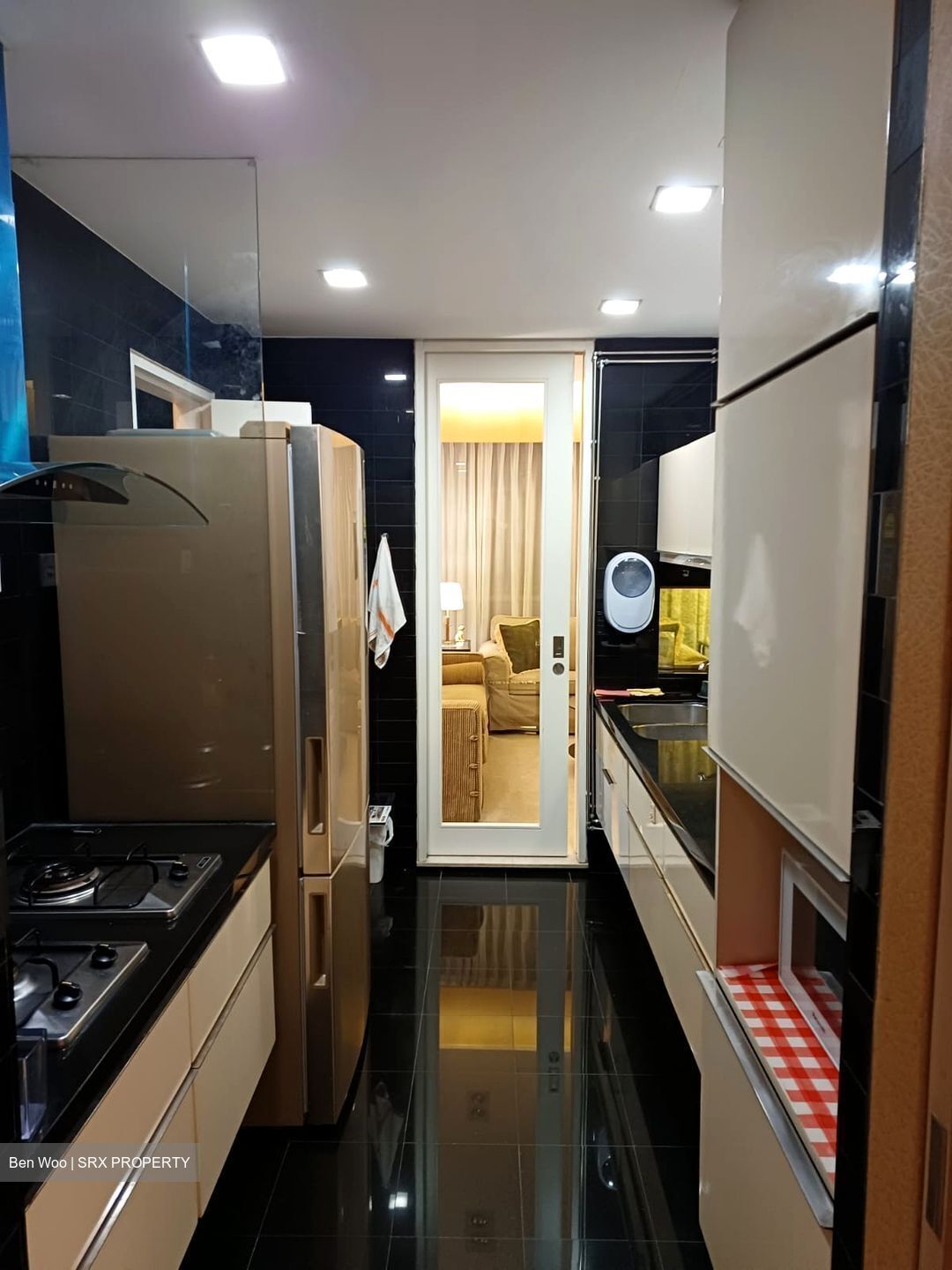 Studio 3 (D10), Apartment #560982391